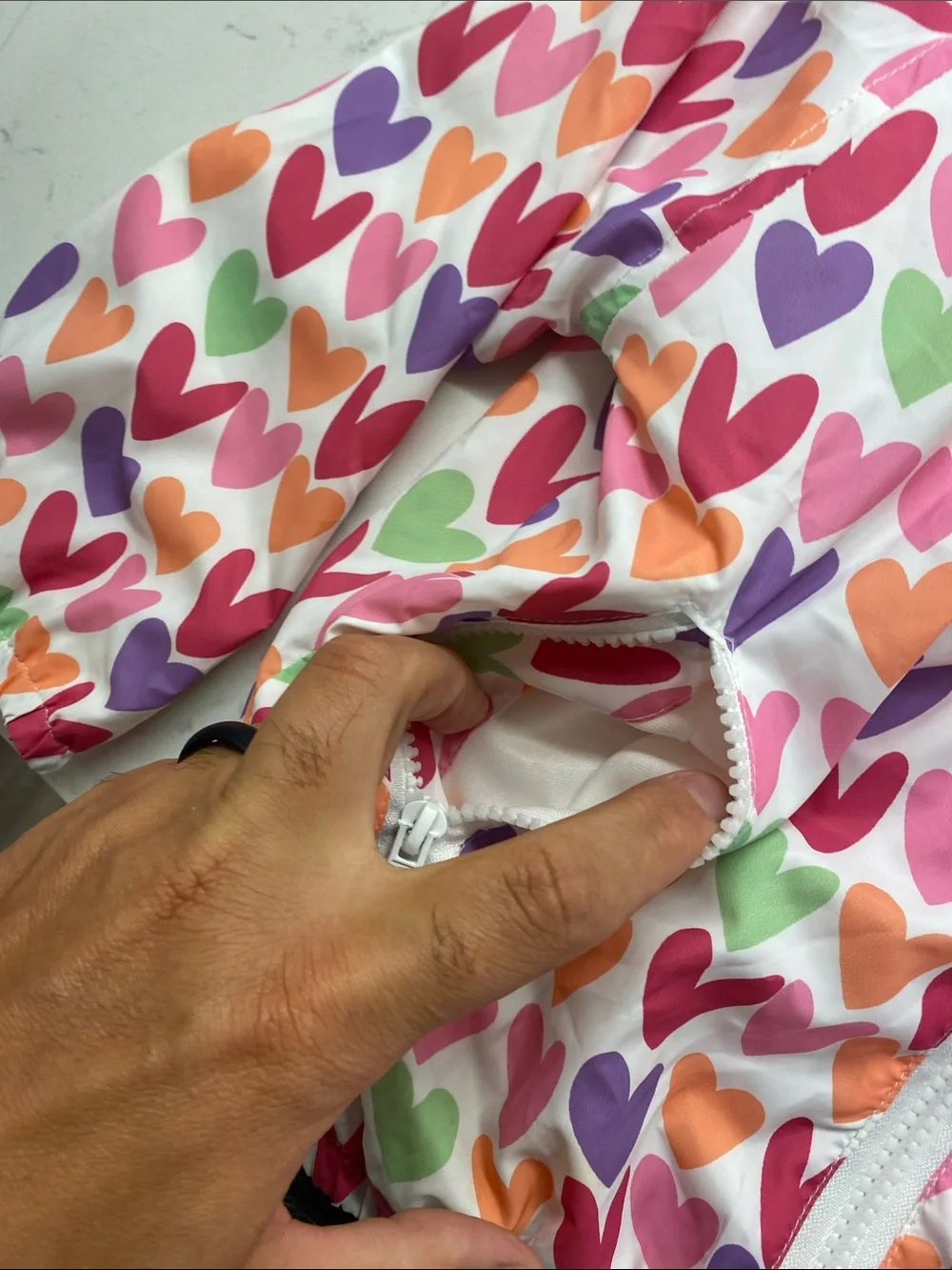 Welaken 120 Heart Print Rain Jacket Colorful Hooded Windbreaker Lightweight ✨